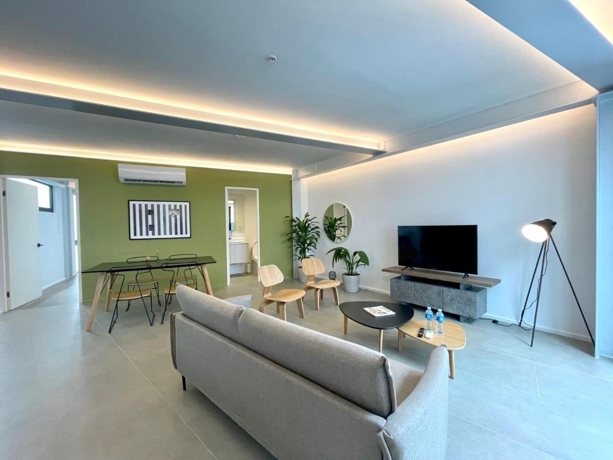 Modern 1BR With Pool In Casco Antiguo - Housity