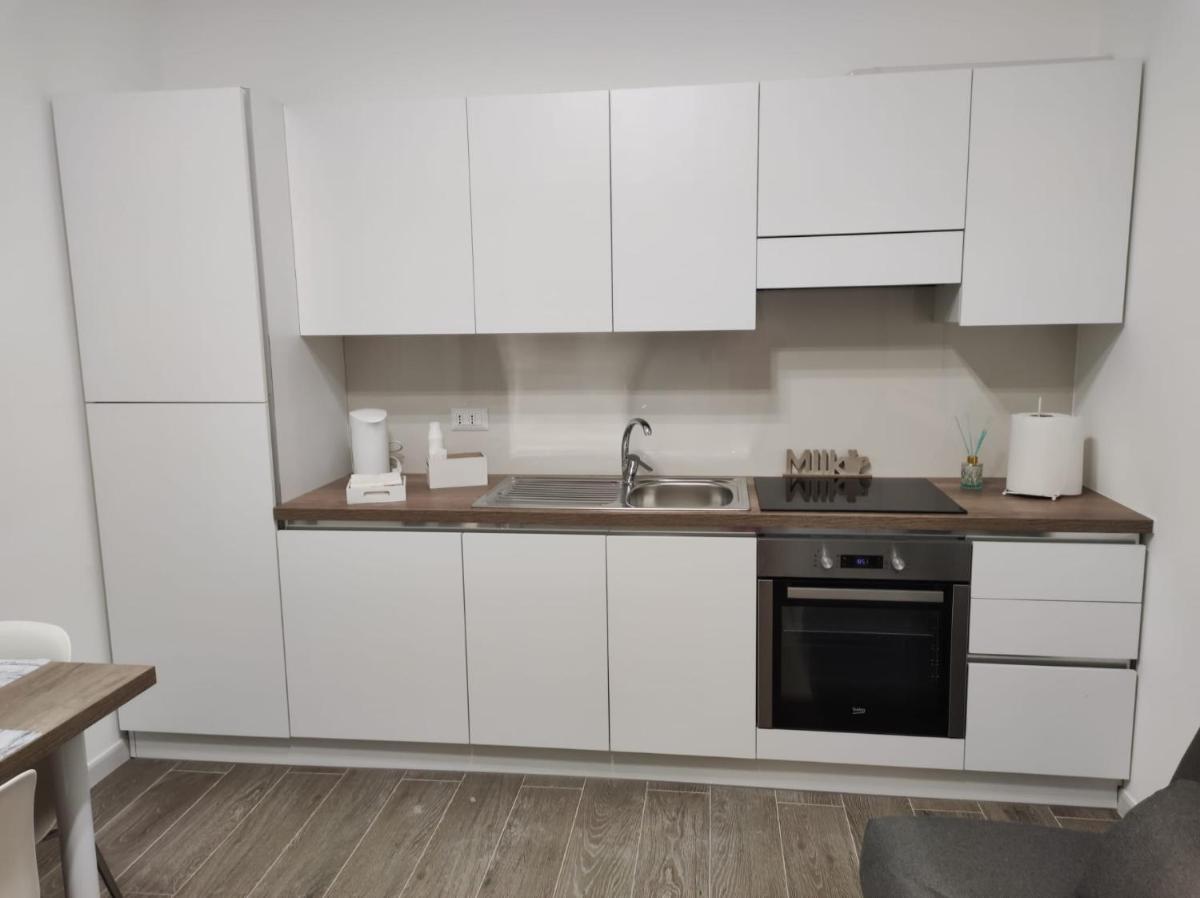 Kitros - Housity