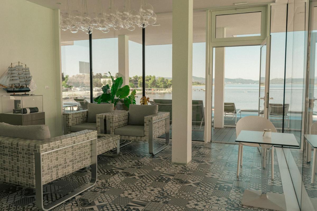 Dedaj Resort - Villa Tina - Housity