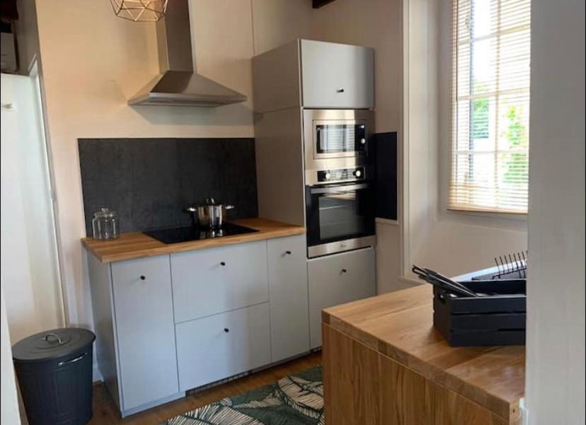 Le gite la petite Fronsadaise - Housity