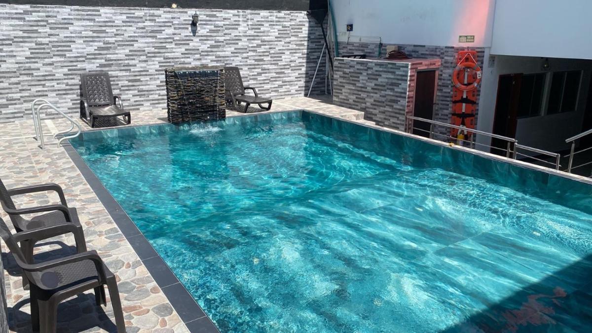 Suitetrails - Hotel Suit Esmeralda