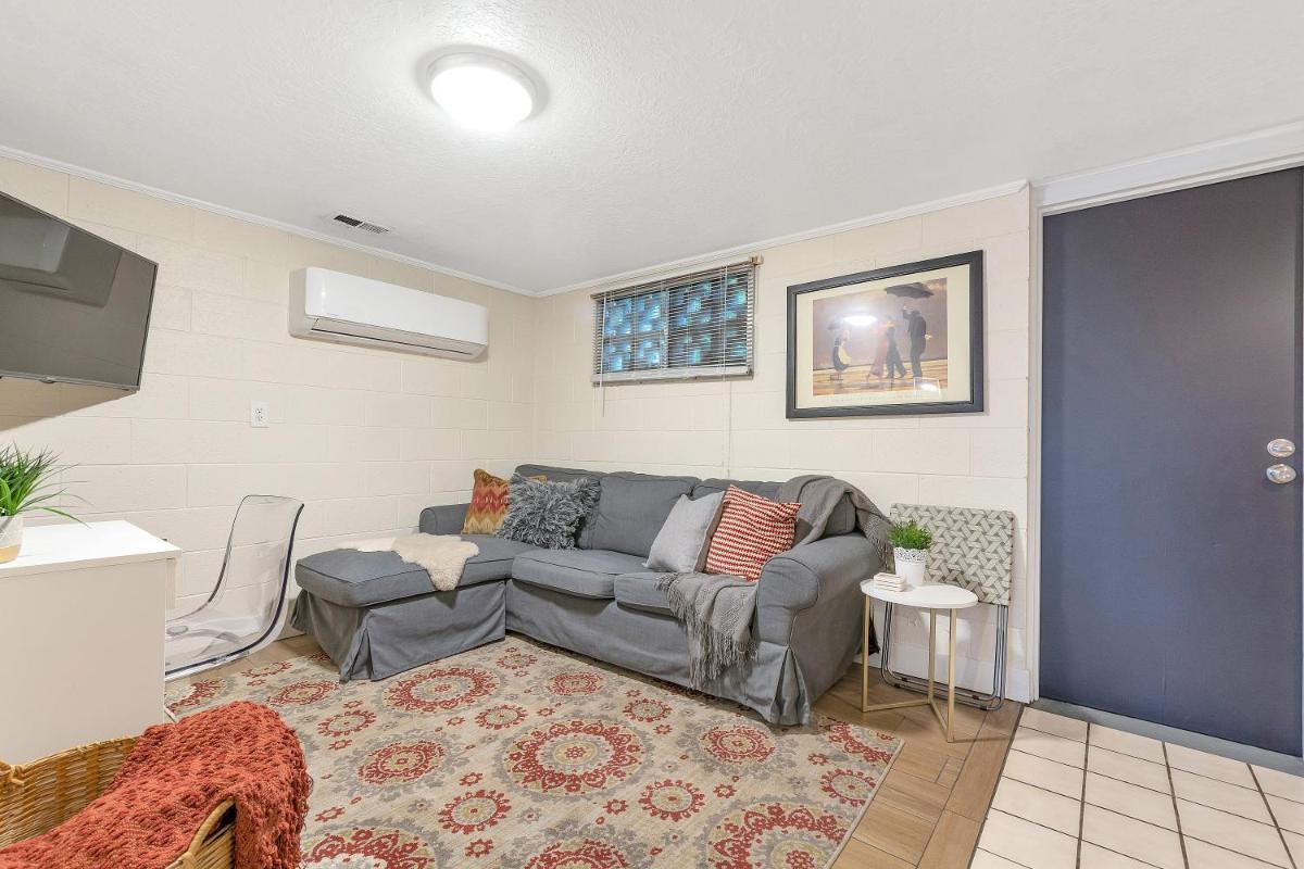 Cozy Canyon Rim Apartment in SLC - Sleeps 3 - Housity