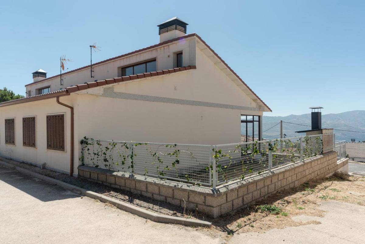 NAVAQUESERA MIRADOR DE GREDOS - Housity