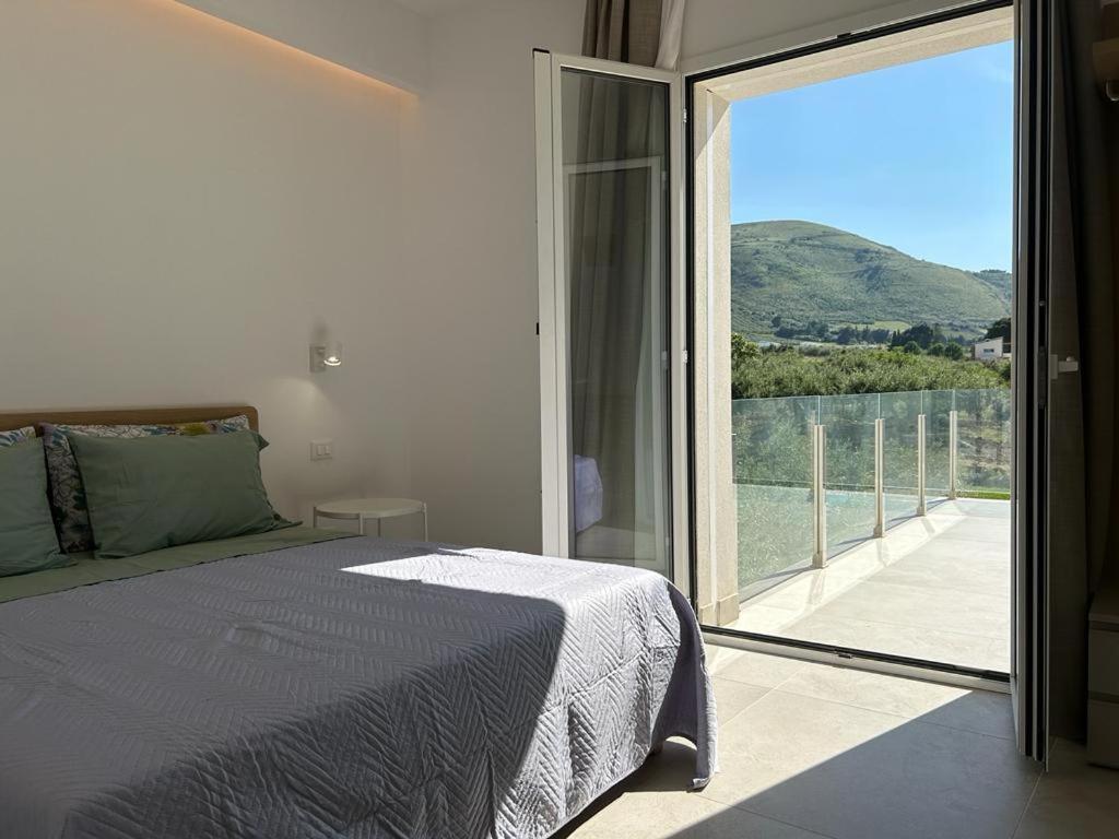 Civetta Blu - Housity