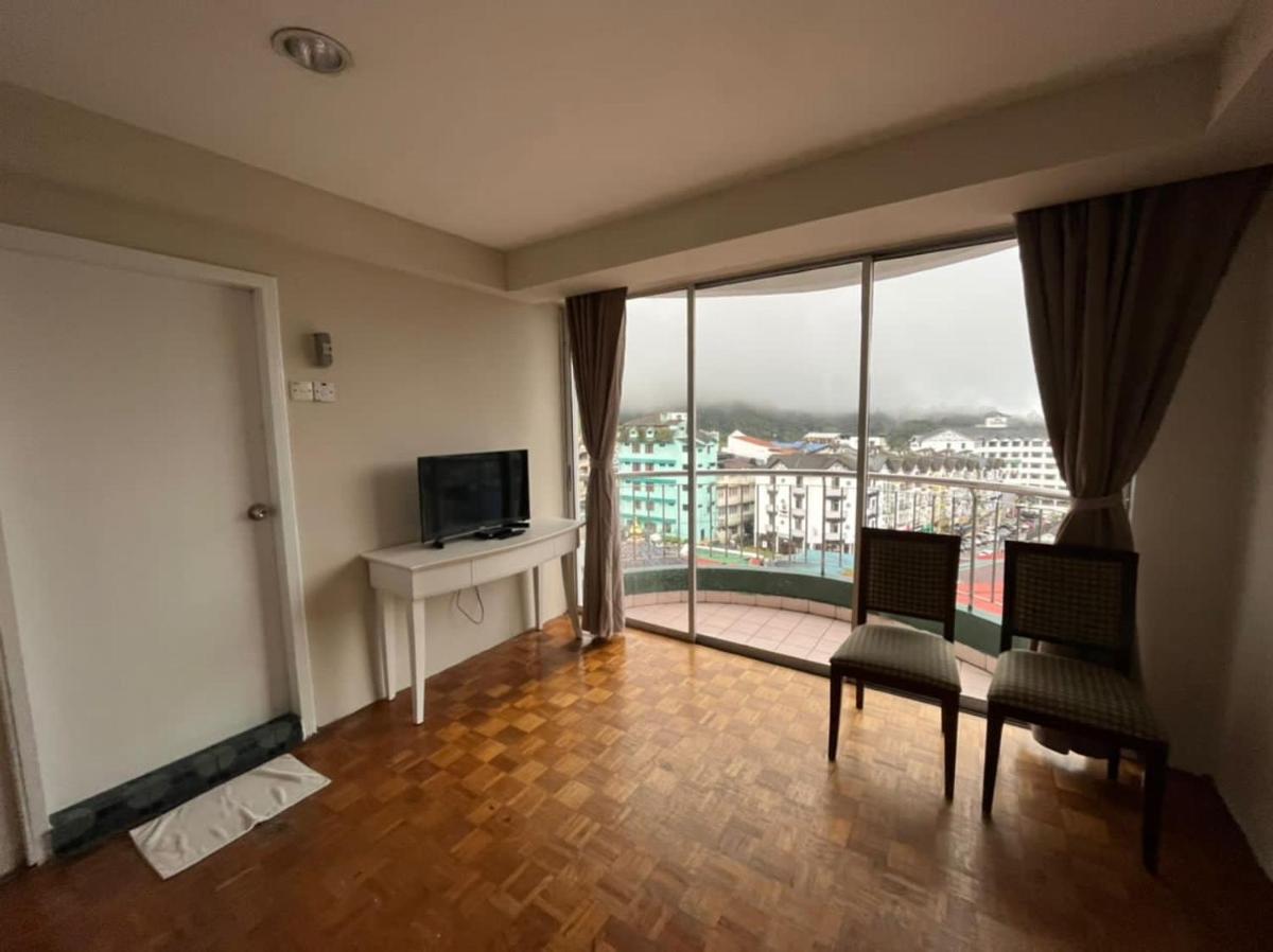 Little Star Hotel & Apartments - Housity