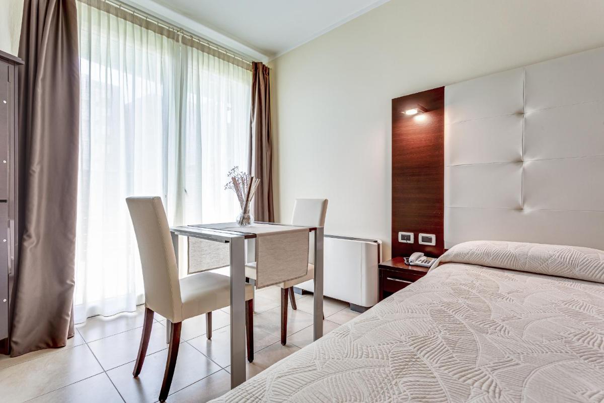 Hotel-Residence-b&b Le Dune - Housity