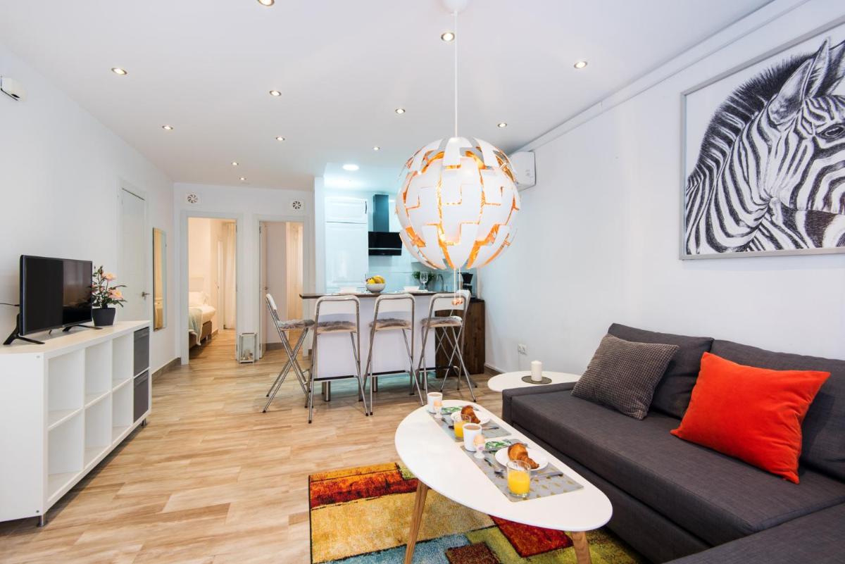LOS BOLICHES 2ND LINE BEACH APARTMENT - Housity