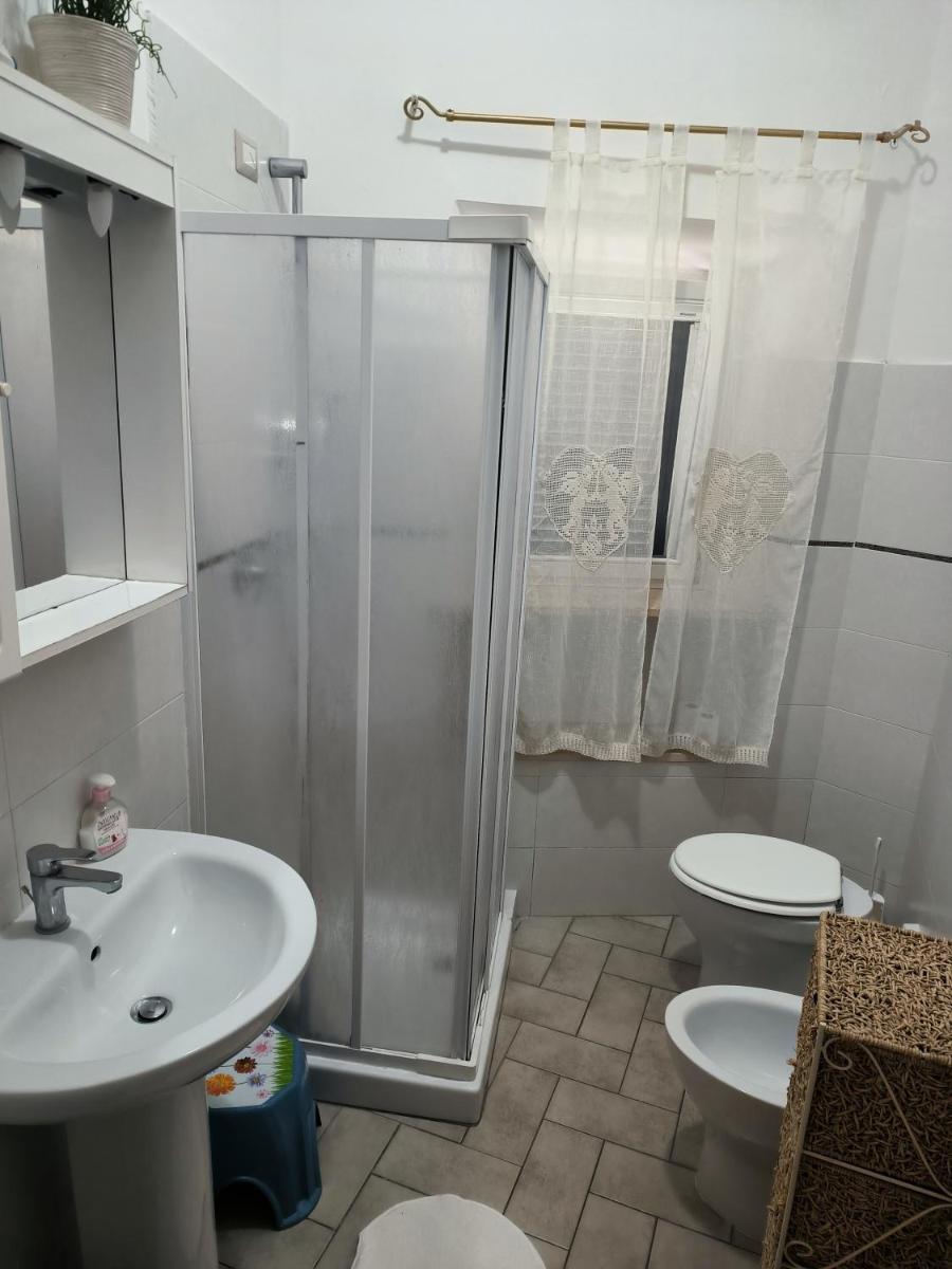 Sweet Night - Housity