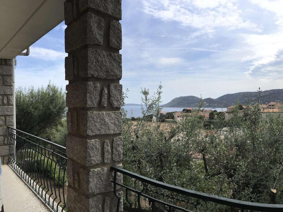 Villa 3 pièces avec jardin privé à Porto-Vecchio - FR-1-62-162 - Housity
