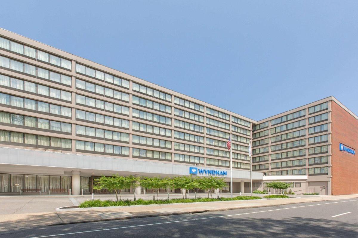 Wyndham Philadelphia-Historic District - Housity