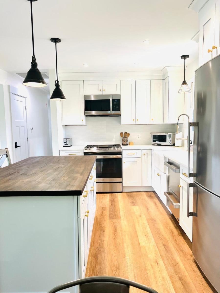 The Cottage Rooms at Glenwood Retreats - Housity