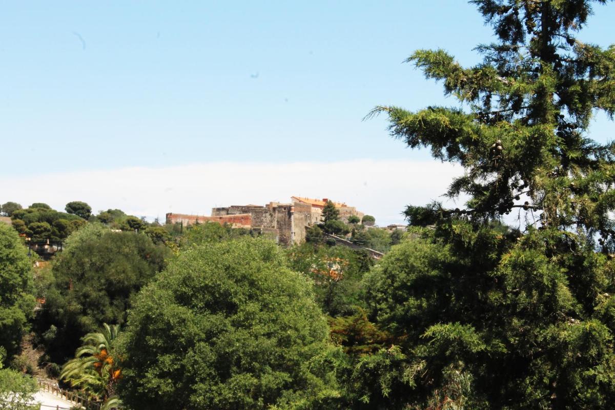 Magnifique appartement proche centre Collioure - Housity
