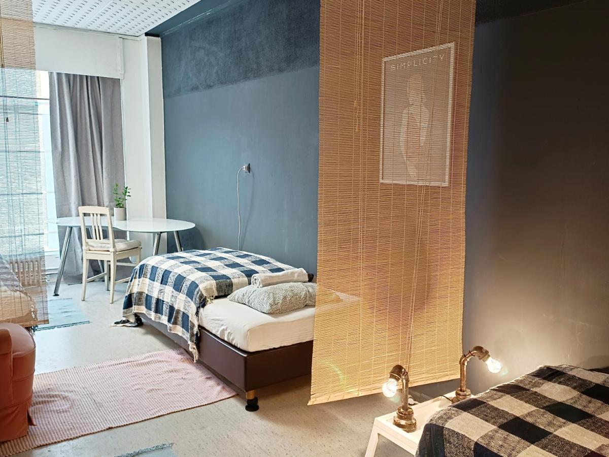 Lounge-Style-Hostel - Housity