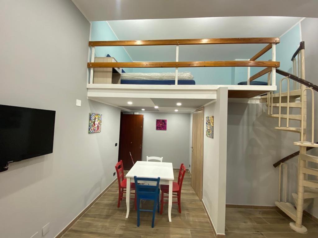 CARLINO Room's - Housity