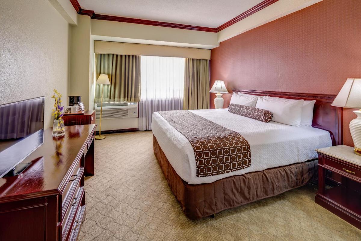 Hotel Las Americas - Housity