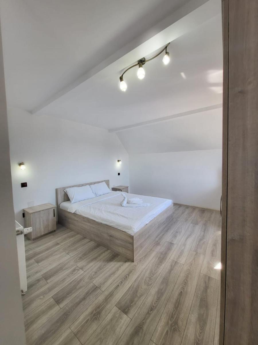 Hotel IMPERYUM - Housity