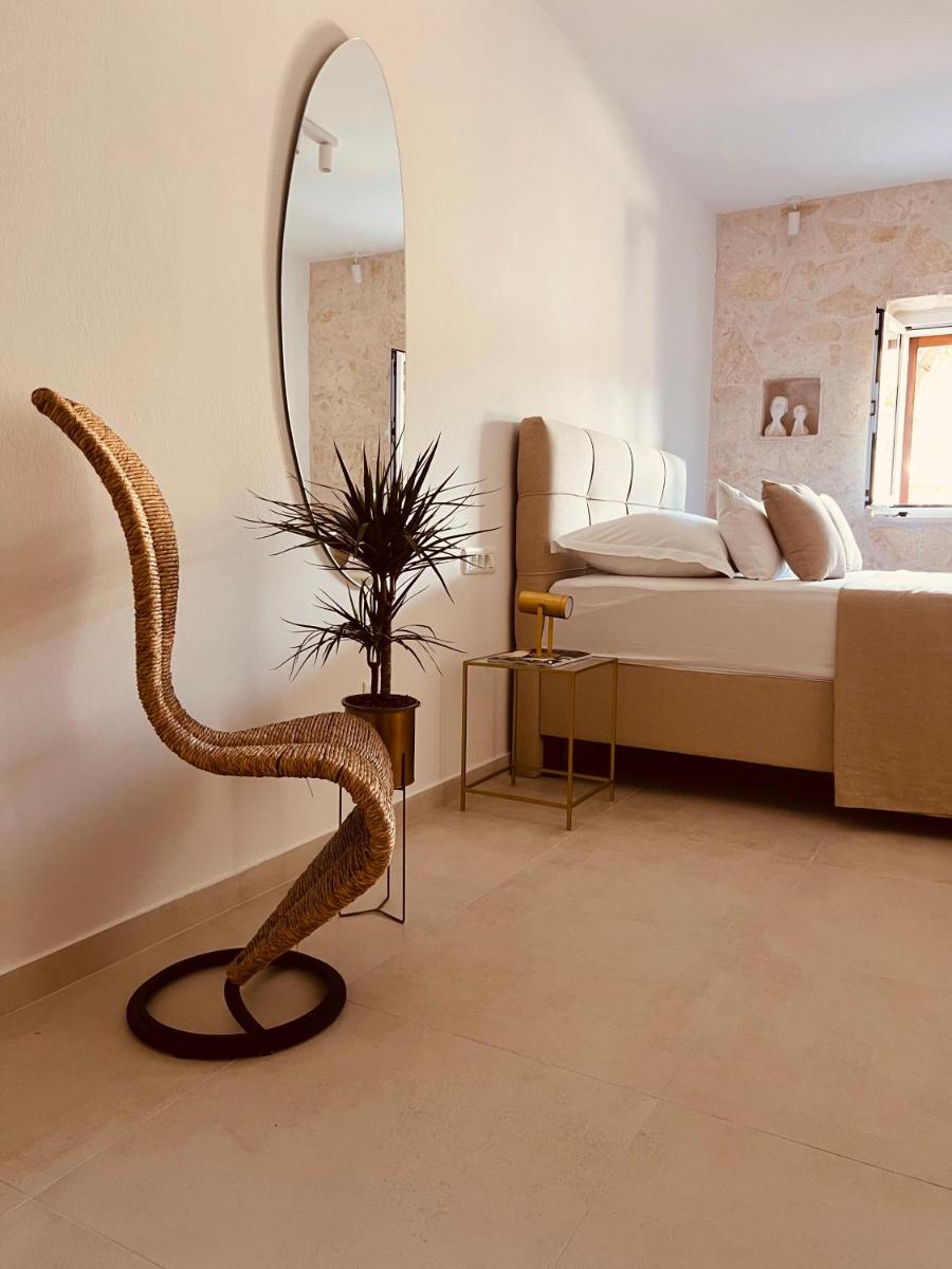 Suitetrails - Oleander Apartment & Room Centar