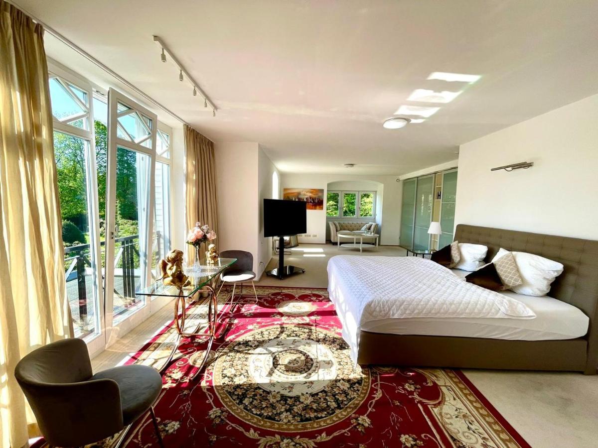 Villa Julian Doppelzimmer - Housity