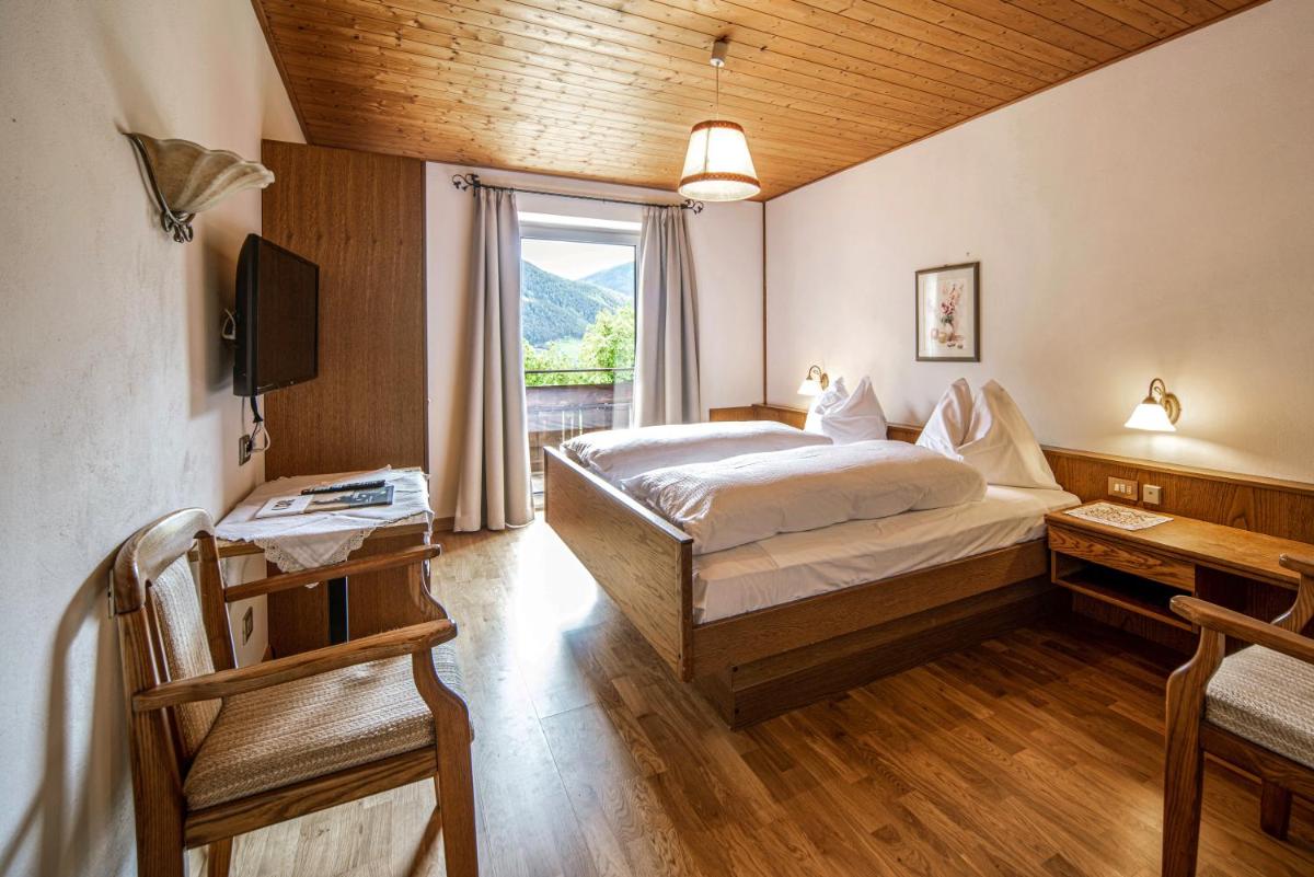 Landhotel Gasthof Zum Löwen - Housity