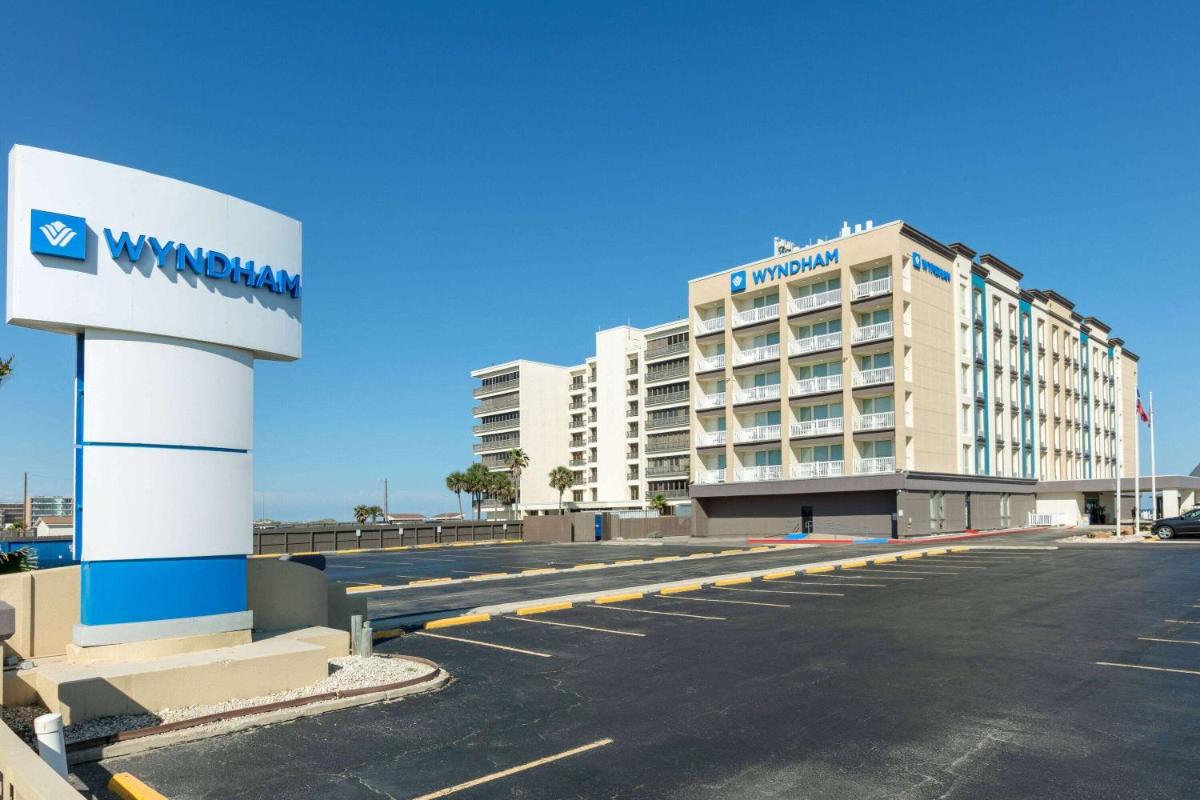 Wyndham Corpus Christi Resort North Padre Island - Housity