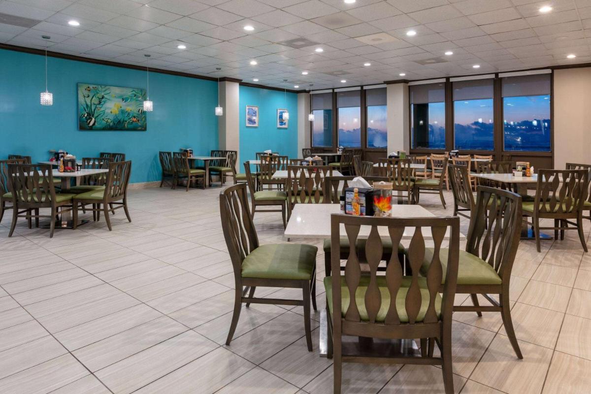 Wyndham Corpus Christi Resort North Padre Island - Housity