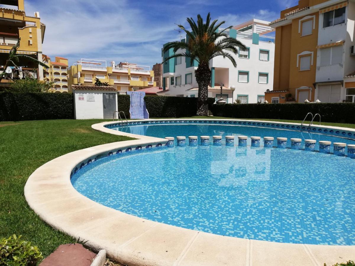 Bali Solo Familias Serviplaya - Housity