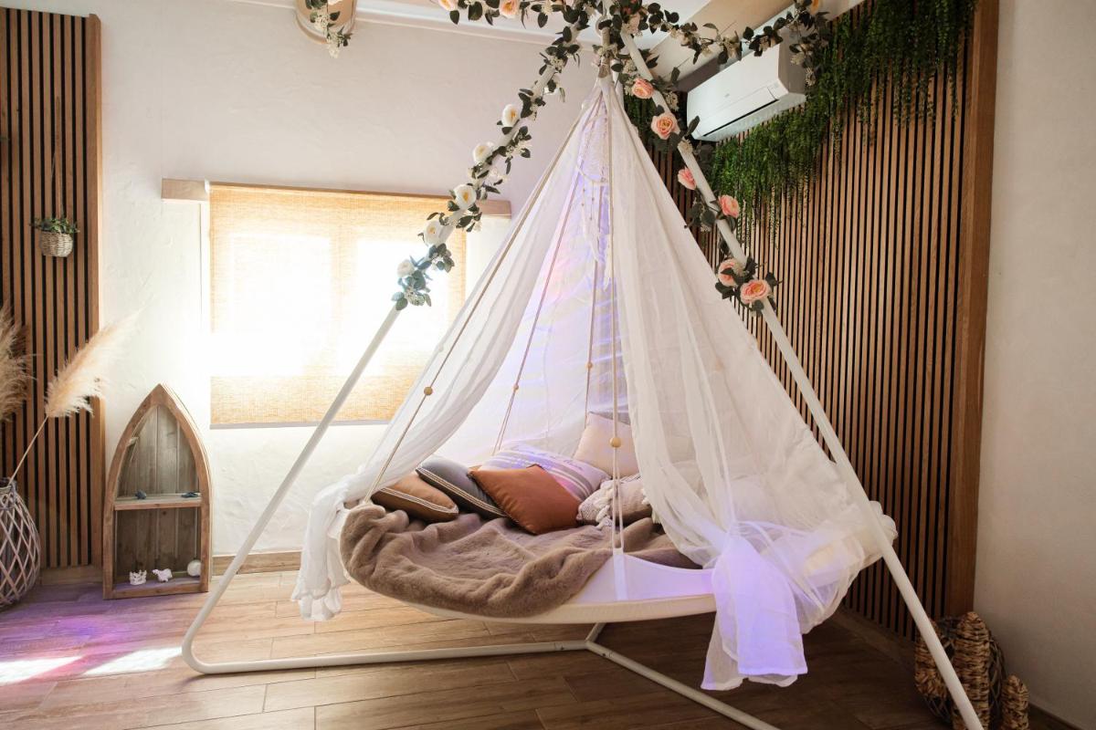Abri Cosy - Suite Romantique en Camargue - Housity