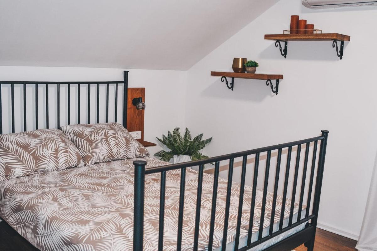 Villa-Apartments Bognar - Housity