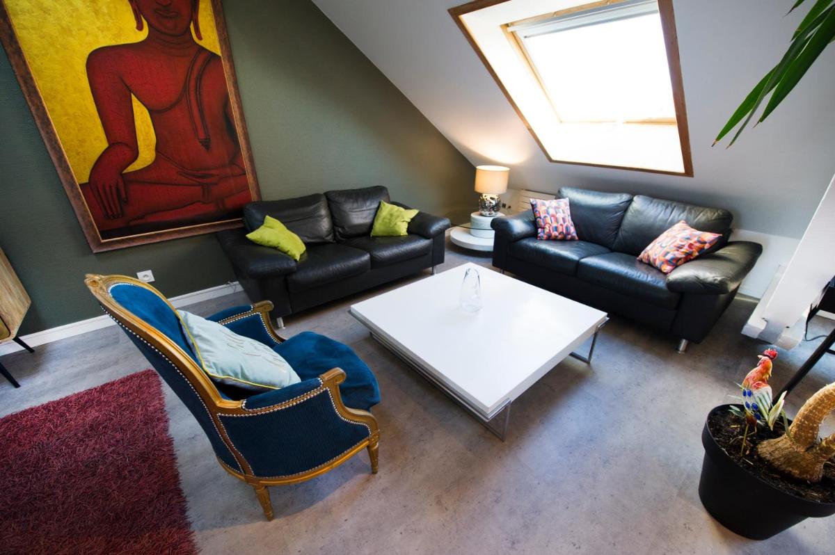 BIG MAMA with Aircon ,free parking - Housity