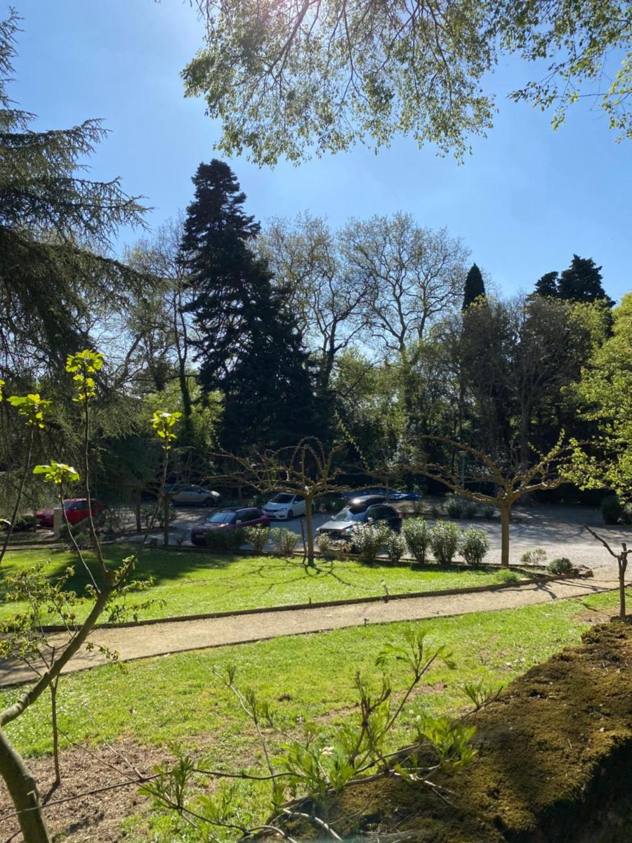 Jardin de l'établissement Logis Hôtel Château De Palaja
