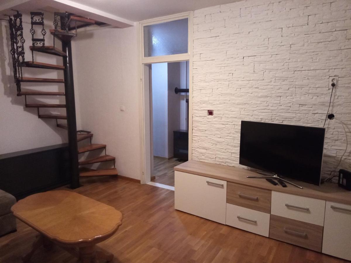 Apartman Emilija - Hizvo