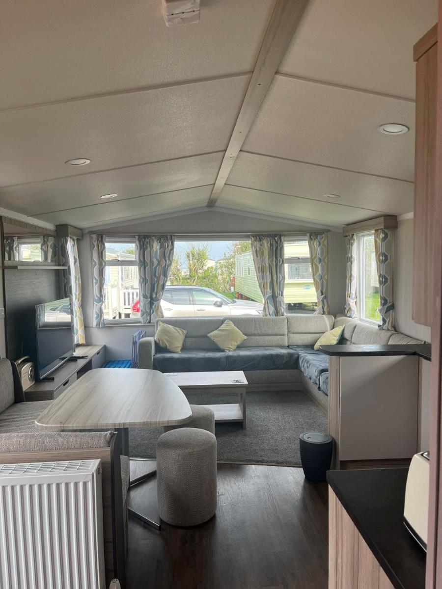 Northfield 8 - Housity