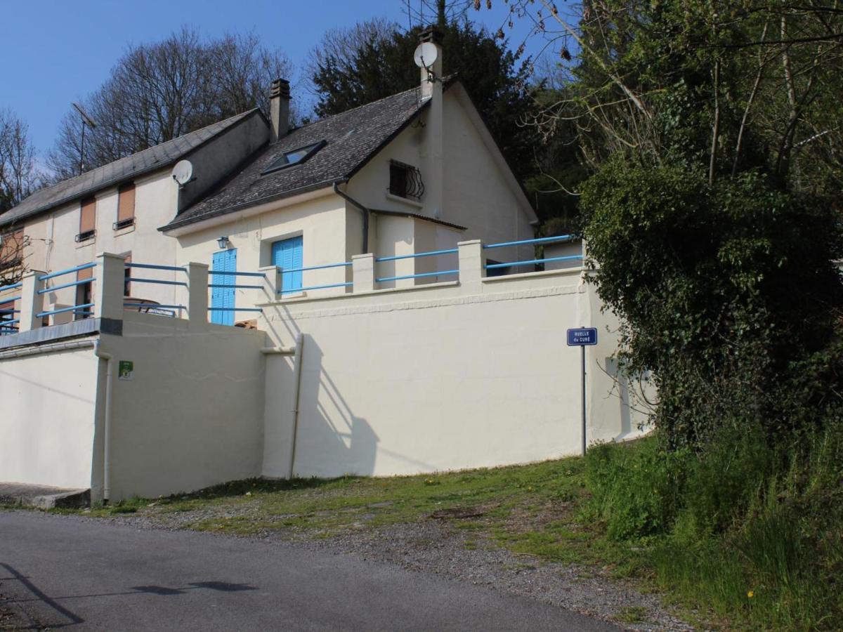 Charmant gîte au bord de l'eau avec terrasse et cheminée - FR-1-532-18 - Housity