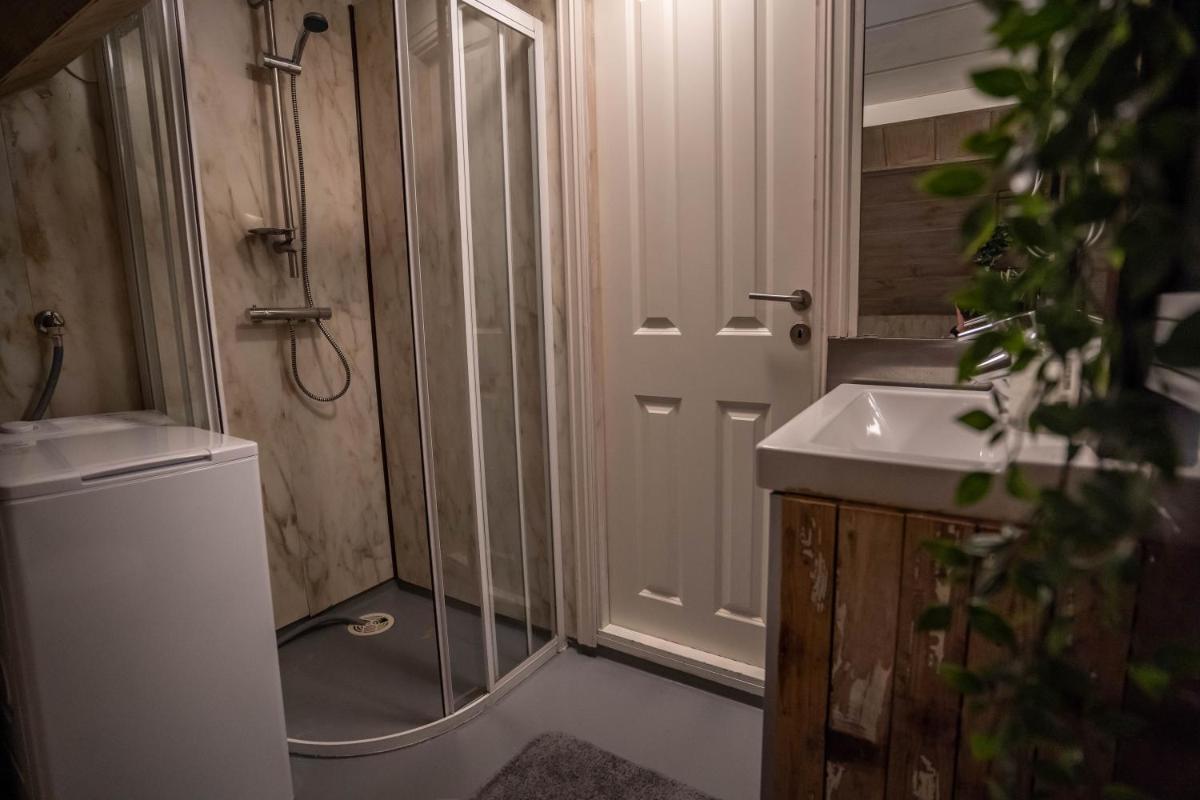 Central BnB Stavanger at Bertis Ap 2 Nice and Cozy Central 3 BedRooms and BigTerrace - Housity