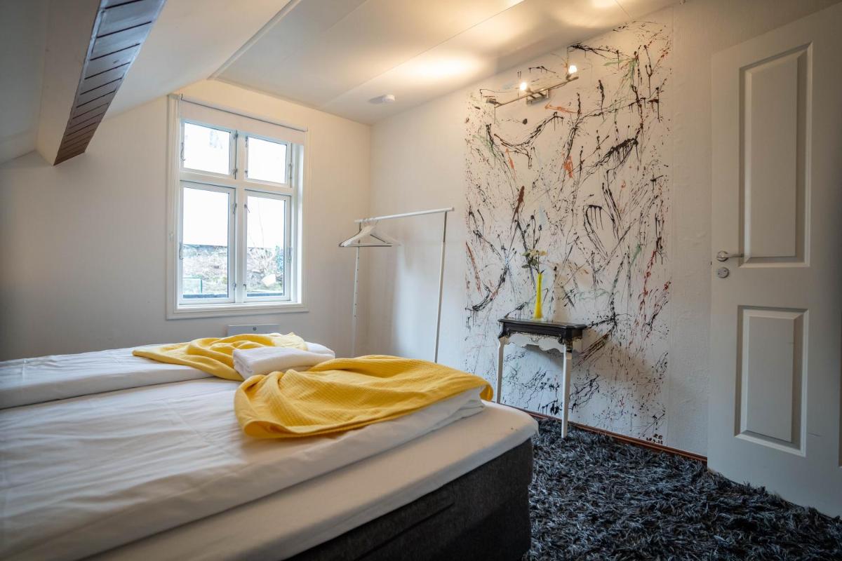 Central BnB Stavanger at Bertis Ap 2 Nice and Cozy Central 3 BedRooms and BigTerrace - Housity