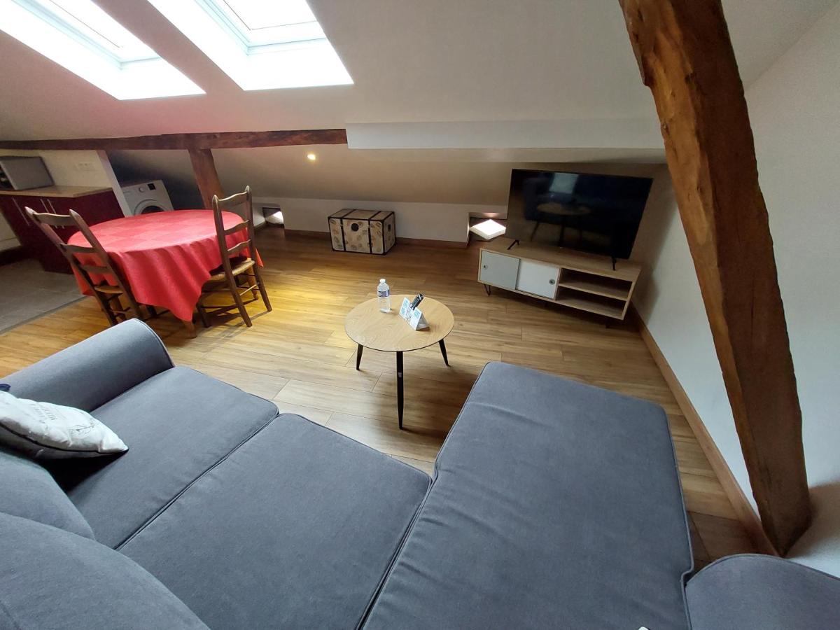 Logis Hôtel - Les Pasteliers - Housity