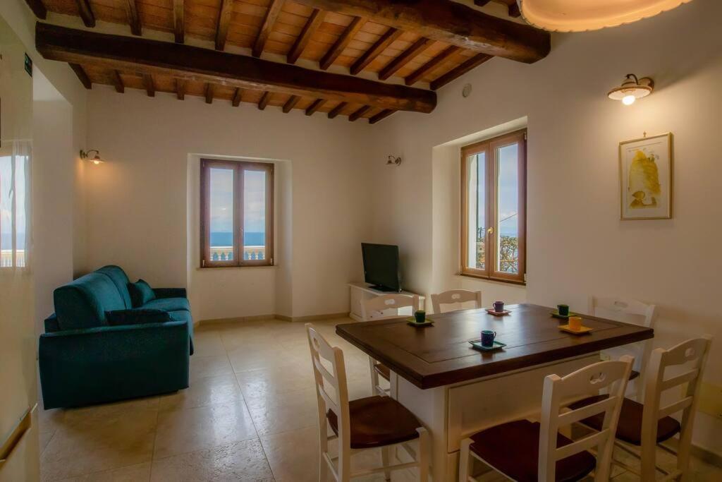 Villa Porticciolo - Housity