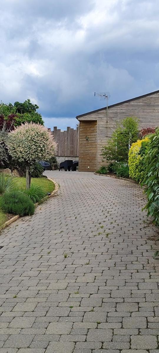 Chalet 38 m2, au calme reposant, près du puy /fou - Housity