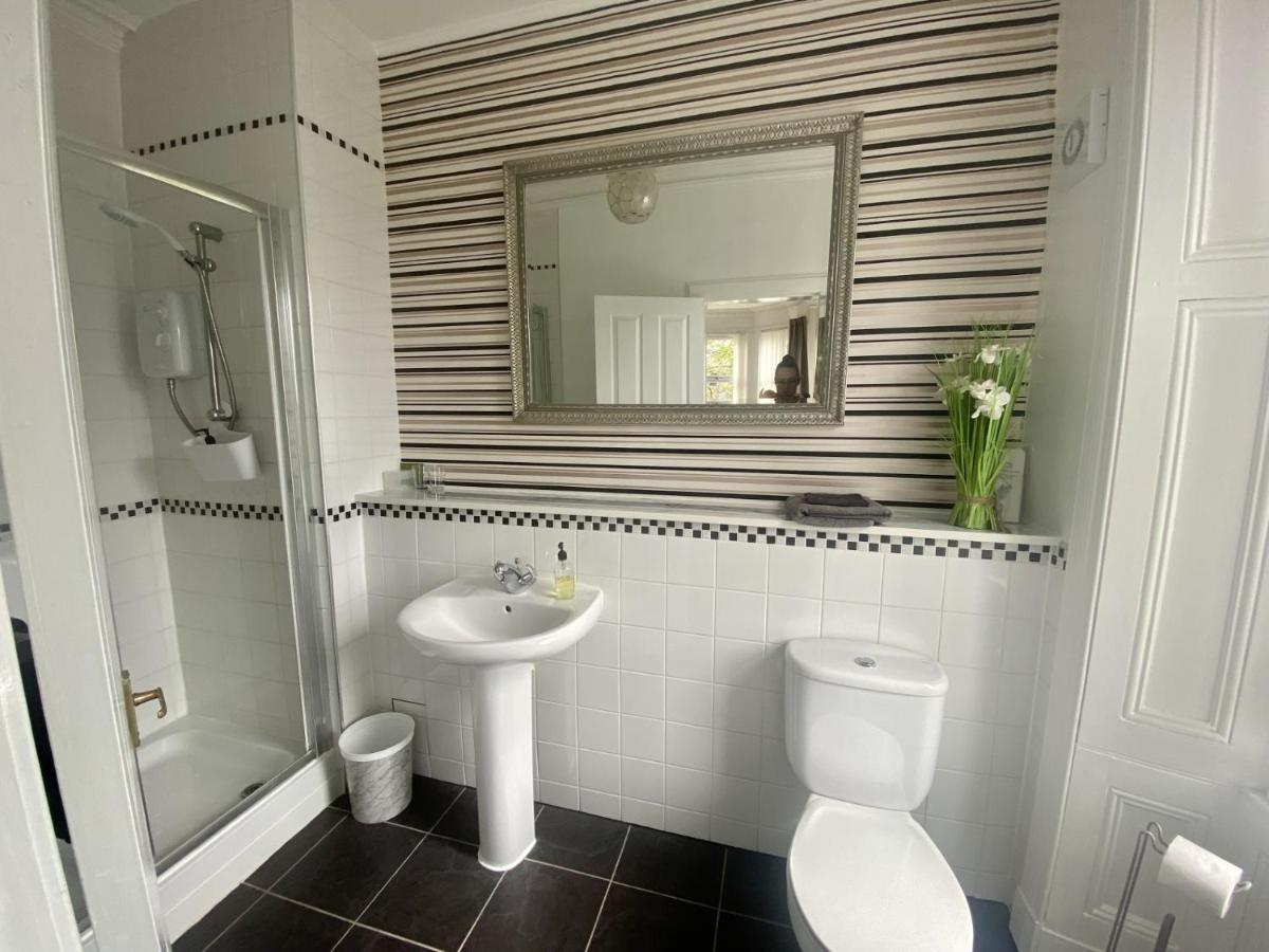 Lomond Guest House - Housity