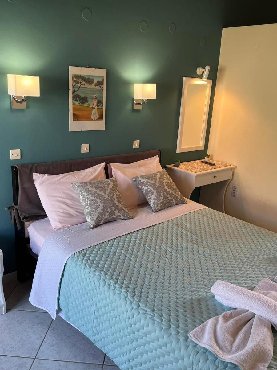 Roxani Studios-Apartments - Housity