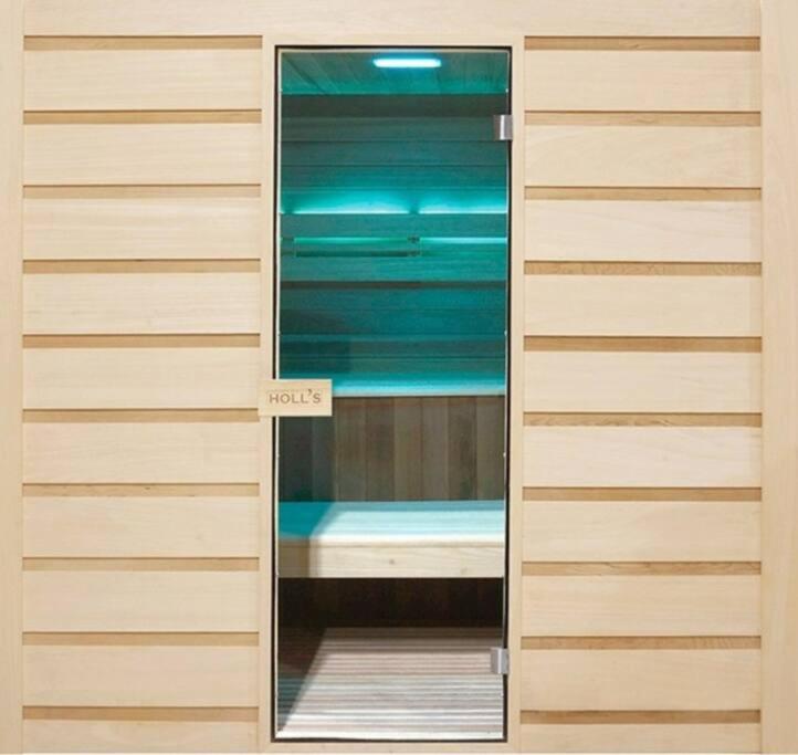 Villa with Sauna Hamman&pool in Seville - Housity