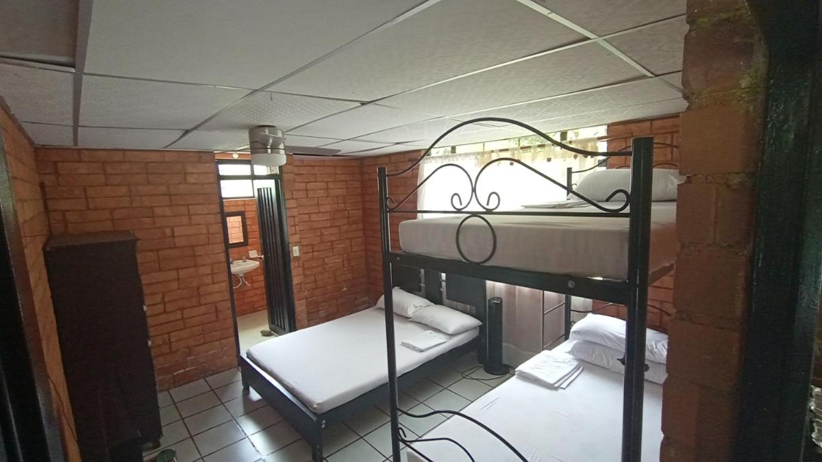 Casa de Campo a10min de mariquita Tolima - Housity