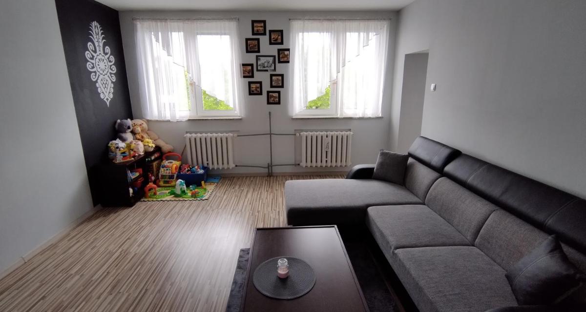 Cztery kąty - Housity