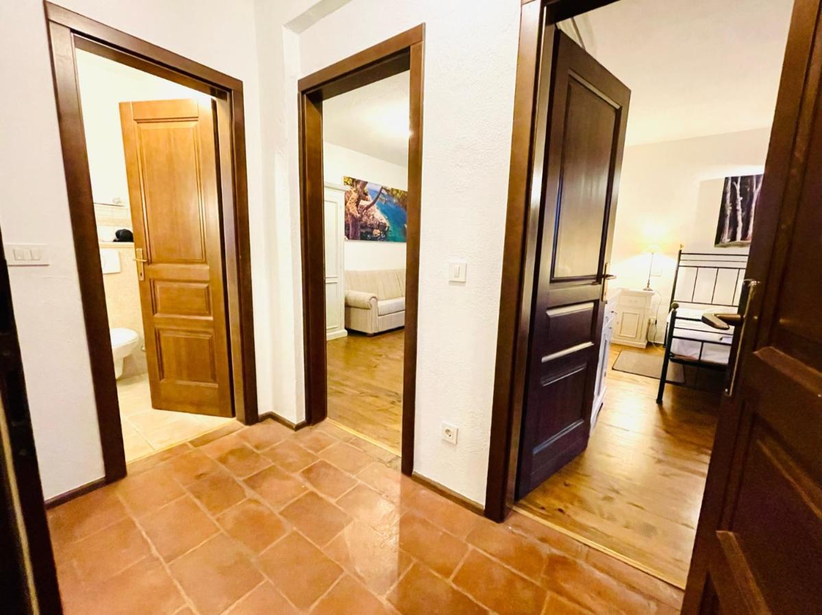 Liebevolle Villa Camelina mit Privatpool - Housity