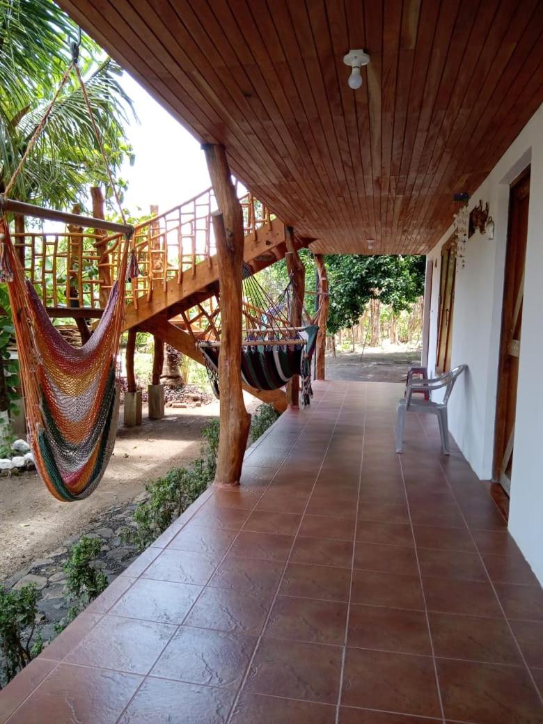 Cabinas Luna - Housity