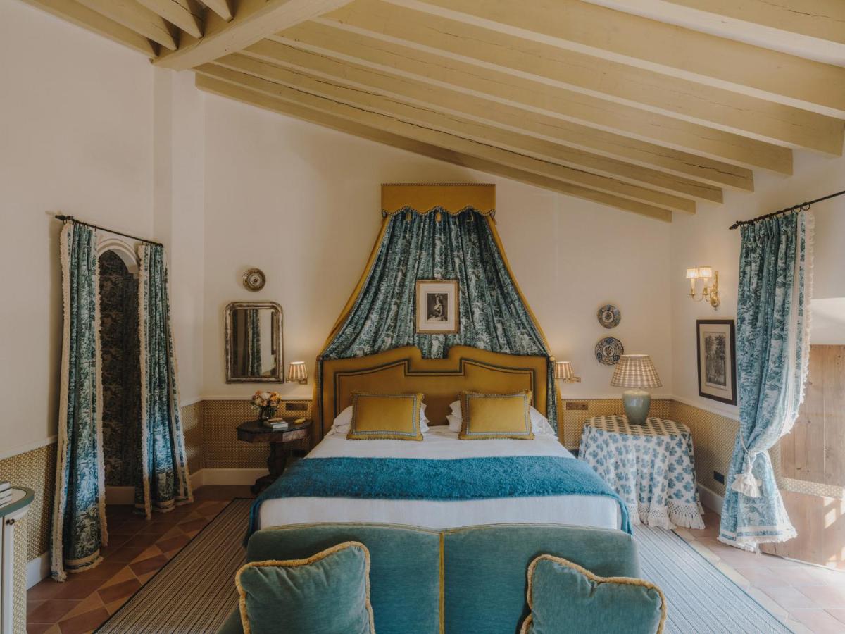 Cama o camas de una habitación en Grand Hotel Son Net