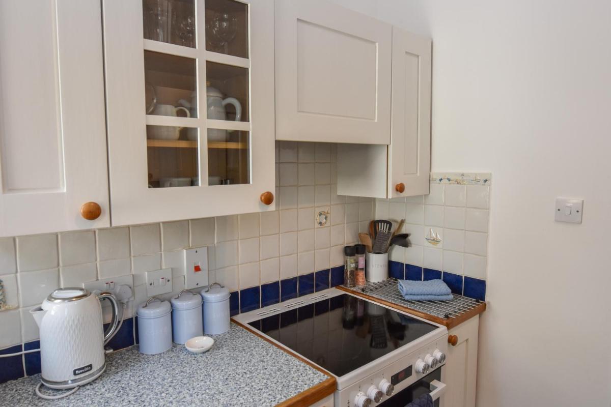 Little Clatterford - Housity