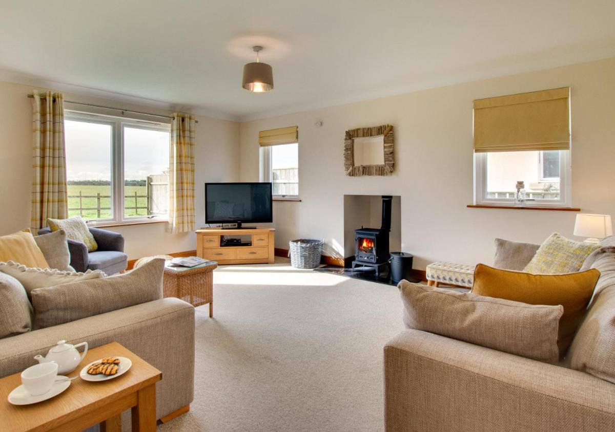Beach Plaice - Housity