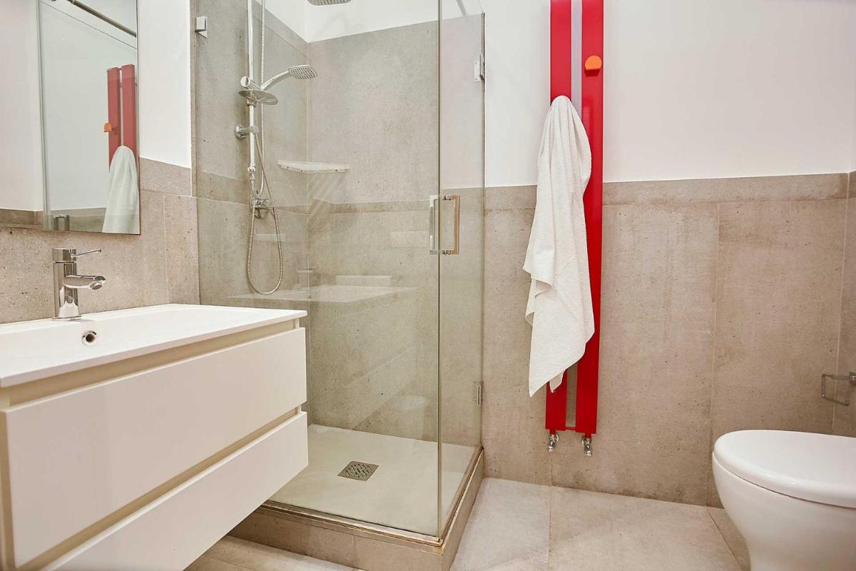 Suitetrails - KMC suites - Yellow