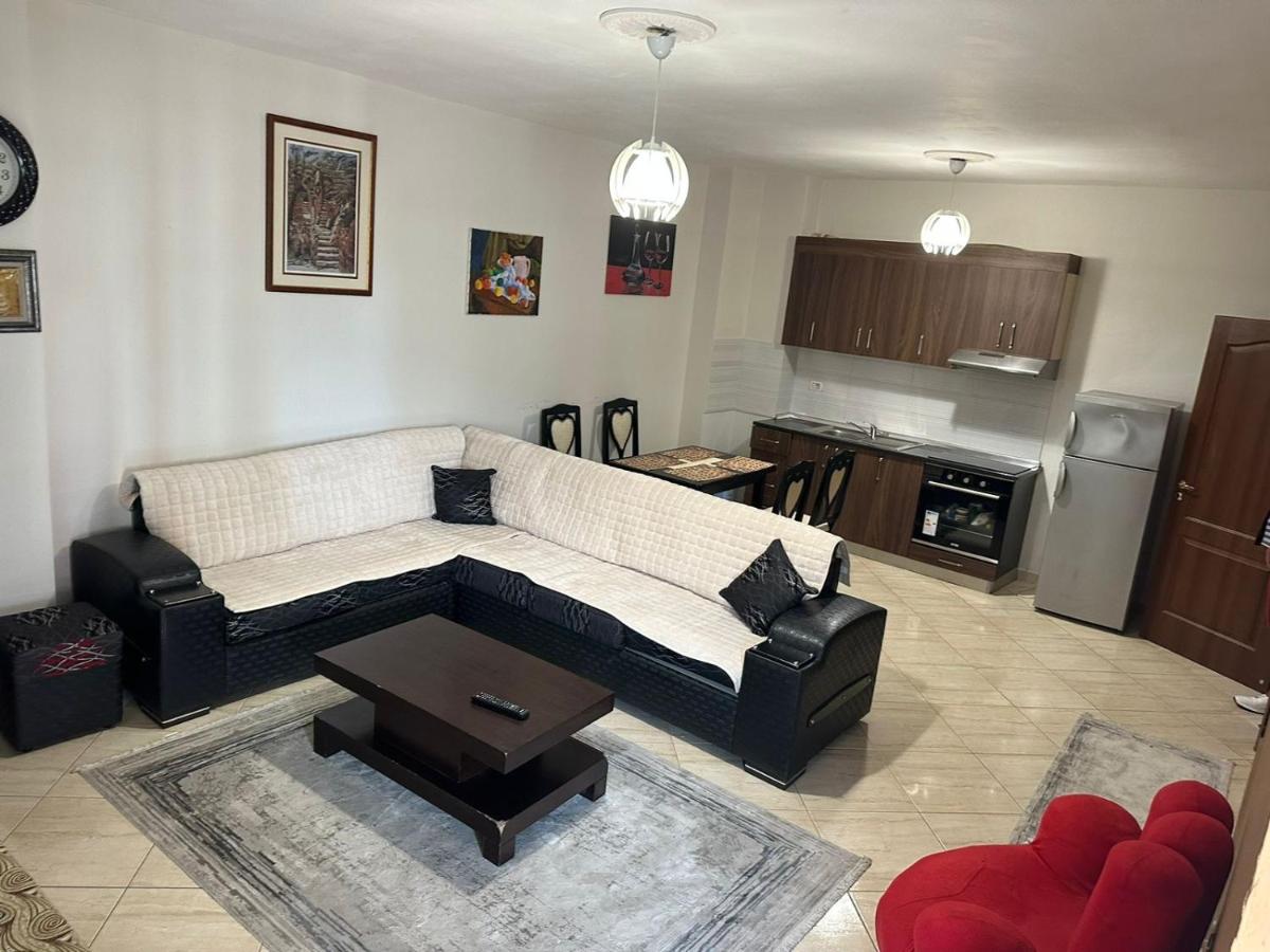Sea View Apartaments - Housity